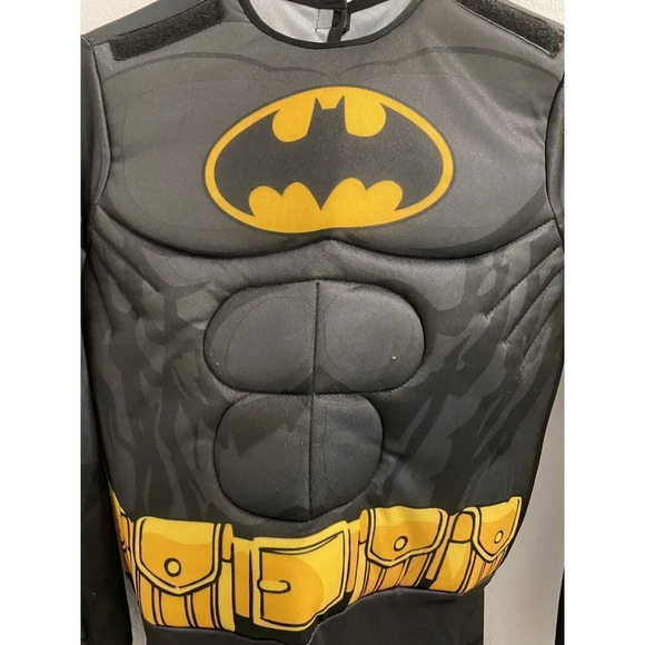 KIDS BATMAN HALLOWEEN COSTUME DRESS UP - SIZE MEDIUM - NO CAPE - GOOD CONDITION - Picture 3 of 7
